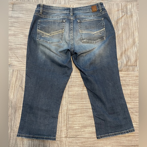 BKE Gabby, 31 waist, stretch cropped jean - Picture 3 of 3